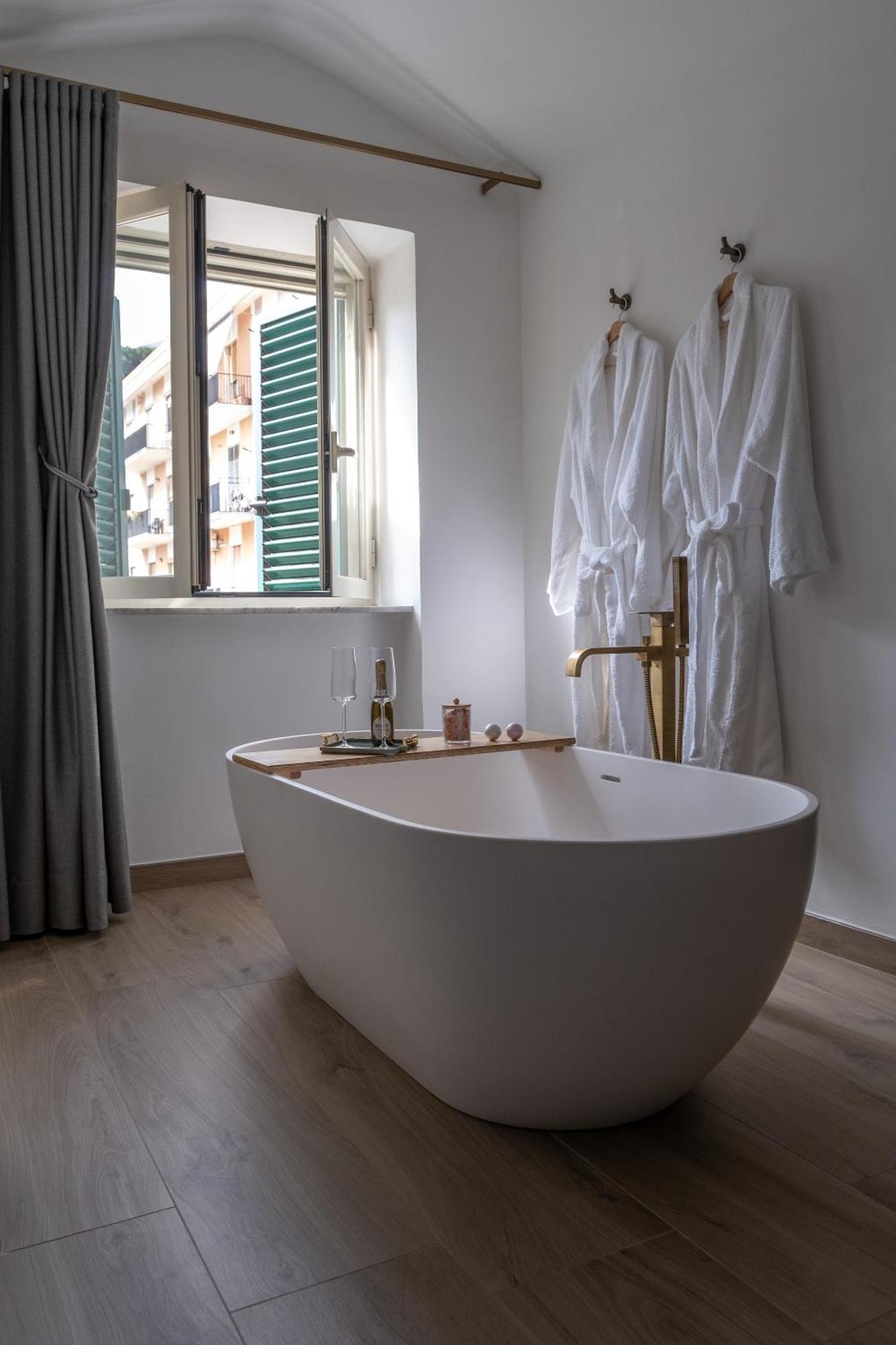 Coraline Deluxe Rooms Castellammare di Stabia Dış mekan fotoğraf